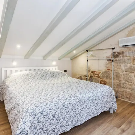 Sweet Luri Appartement